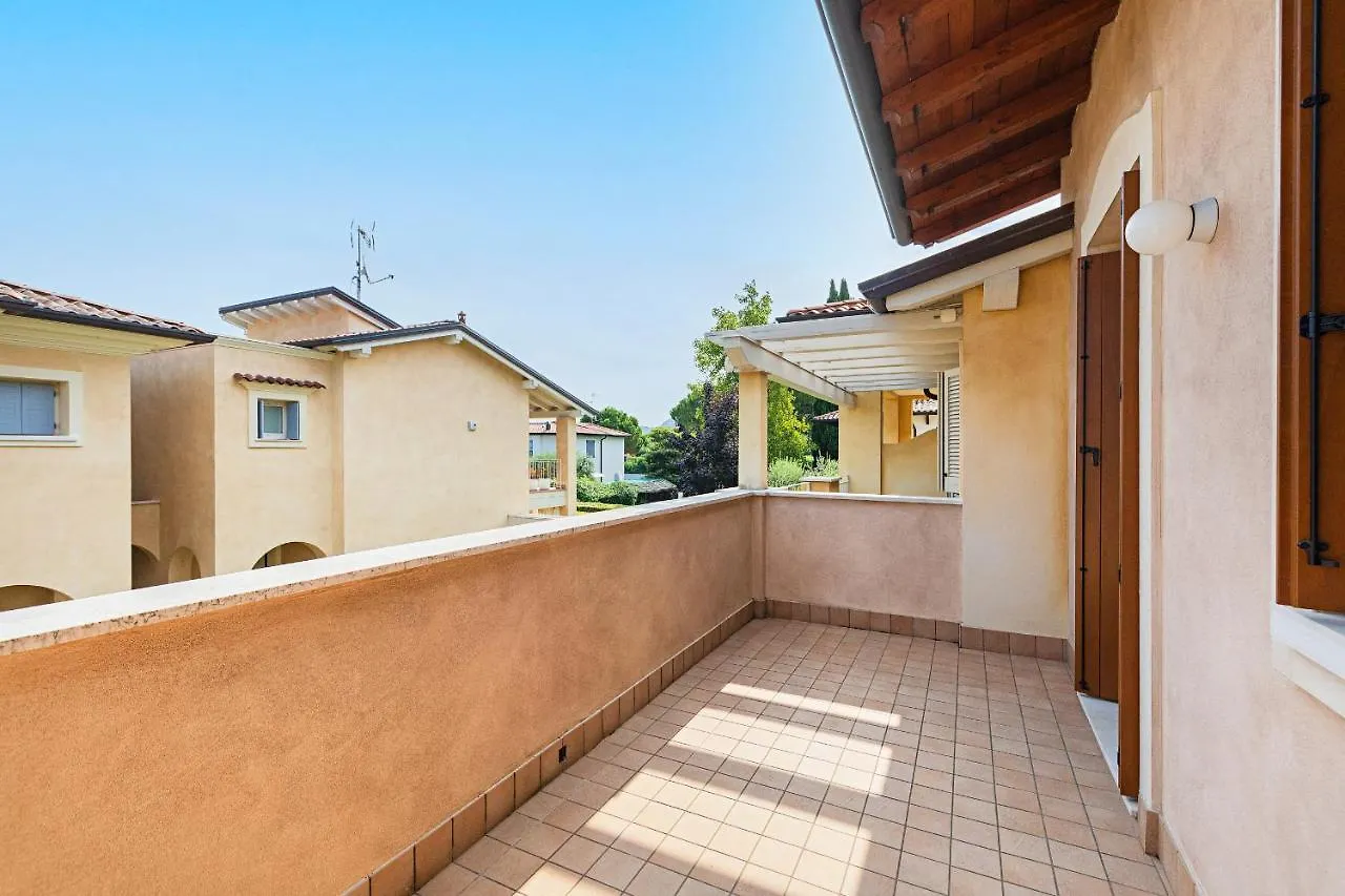 La Romantica Holiday Home By Wonderful Italy Manerba del Garda